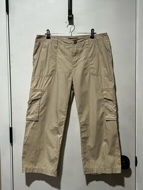 Chaps Men's Cargo Capris in Beige